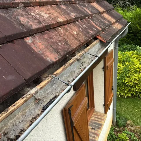 Réparation et remplacement couverture toiture à Feucherolles — image à la une